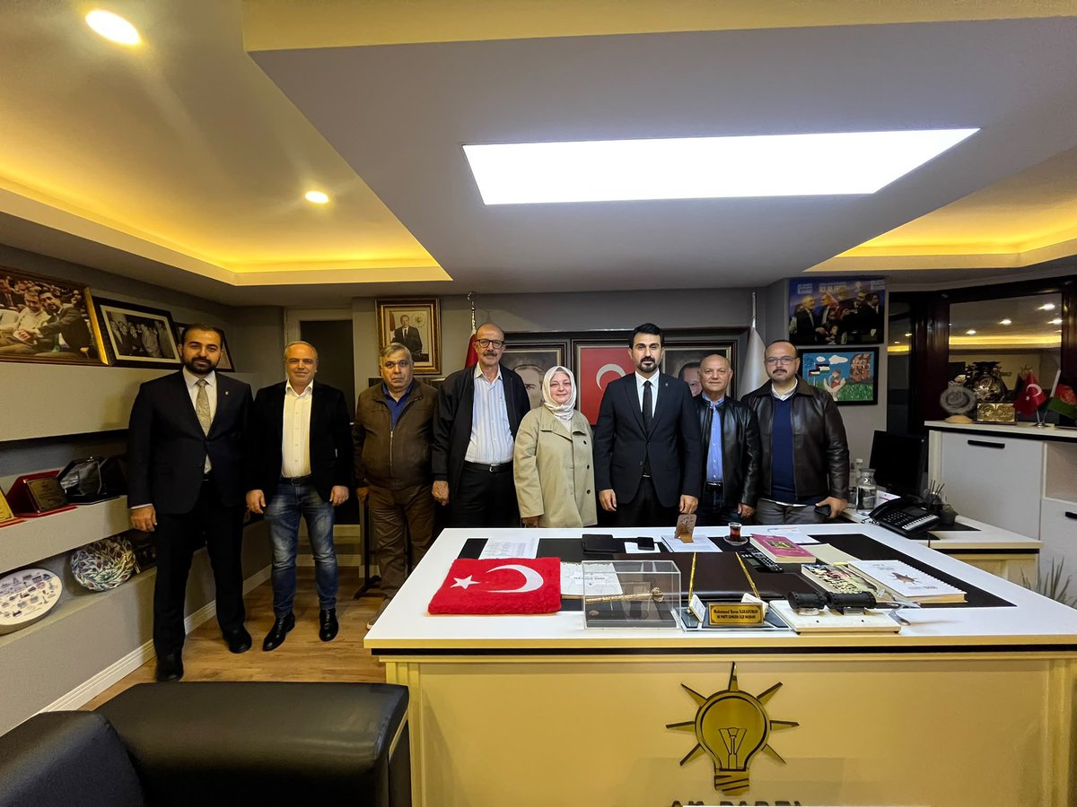akcankaya's tweet photo. İlçe Başkanımız Sayın Muhammed Baran KARADUMAN’ın takdirleriyle;

📍 Yukarı Bahçelievler Mahallemize
📍 Kocatepe Mahallemize
📍 Yücetepe Mahallemize
📍 Mebusevleri Mahallemize

yeni Mahalle Başkanlarımız ve Tarım Komisyonu Başkanımız görevlendirilmiştir.

Görevi devreden kıymetli Mahalle Başkanlarımıza, bugüne kadar göstermiş oldukları özverili çalışmalarından dolayı teşekkür ediyor; görevi devralan kıymetli Mahalle Başkanlarımıza yeni görevlerinde muvaffakiyetler diliyor, görevlerinin mahallelerimiz ve teşkilatımız adına hayırlı olmasını temenni ediyoruz.

Birlik ve beraberlik içerisinde, gönül gönüle, omuz omuza çalışmaya devam edeceğiz.

Bu sevdanın adı Ankara, bu sevdanın adı Çankaya 🤍

@Akparti @AkpartiAnkara 
@hakanhanozcan @KaradumanBaran
