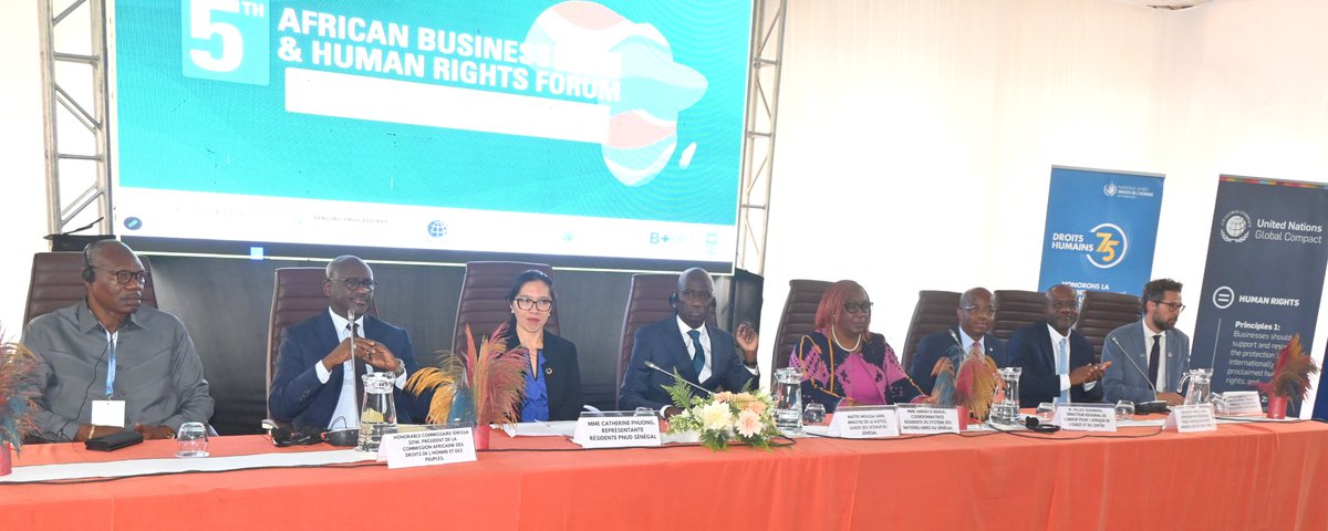ONU_Droits_BRAO's tweet photo. #AfricaBHRForum à Dakar : le HCDH rappelle que la conduite responsable des entreprises n’est pas un frein au développement de l’Afrique, mais sa condition. Diligence raisonnable. Accès au recours. Droit à un environnement sain. #BusinessAndHumanRights https://t.co/XCZSlh6skV