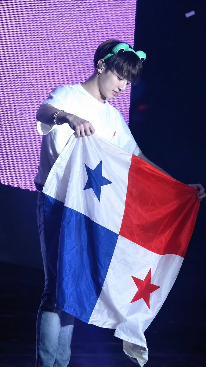koookttae's tweet photo. Panamá tiene una oportunidad enorme de posicionarse como destino para grandes eventos internacionales. 🇵🇦
@Mayer, en Panamá también somos muchas ARMY’s que soñaríamos con ver a BTS en nuestro país. Un evento de esta magnitud podría atraer turismo internacional, beneficiar al+ https://t.co/EbsGAocuS2