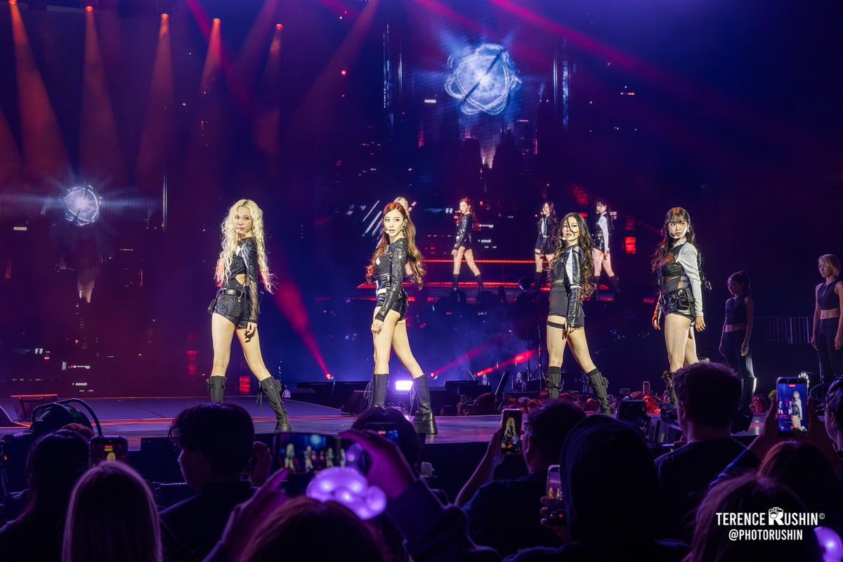 wntrult's tweet photo. aespa in new pictures performing at SYNK : COMPLaeXITY in Atlanta, Georgia. https://t.co/82LI9Vho0R