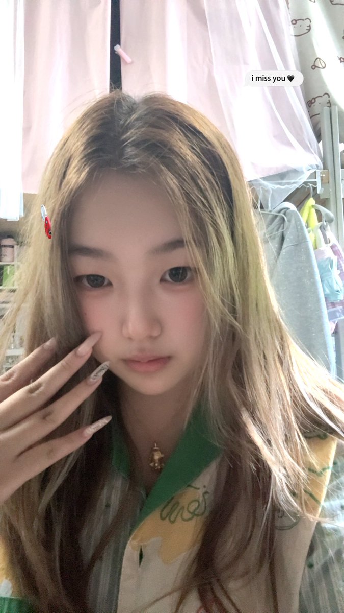 arina_mile's tweet photo. Let’s talk about you
#les #le #fyp https://t.co/TAsFRErSdl