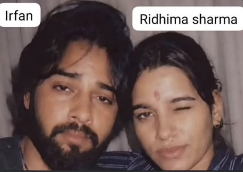 MARLIN________6's tweet photo. @Ridhu417Sharma Tera bhi to tha lawdi https://t.co/OSzS8mzPVZ