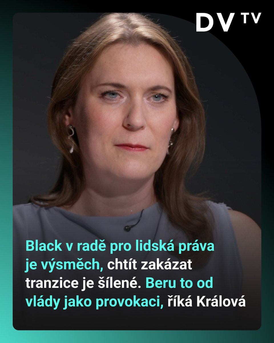 DVTVcz's tweet photo. 💬| „Jsem přesvědčená, že Daniel Black do toho nejde s čistým záměrem. Jeho neziskovka měla napsáno v cílech, že chce vyvíjet politické aktivity za účelem naprostého zrušení tranzic v České republice, a to i pro dospělé osoby. Nedokážu ani najít dostatek slov pro to, jak extremistický požadavek to je. Jmenování Blacka do rady vlády pro lidská práva je výsměch,“ říká aktivistka za práva transgender lidí Lenka Králová.
💬| „Myslím si, že to je celé úlitba v rámci koaličních dohod, chtějí si odškrtnout, že tam sedí někdo, kdo zatočí s tím ‚transgenderismem‘ a tím je jakoby splněno, volič je spokojený,“ dodává.
🔗| Celý rozhovor a stovky dalších najdete na webu DVTV! Staňte se součástí komunity předplatitelů a podpořte nezávislou žurnalistiku 👉https://t.co/luNzjcqlaz