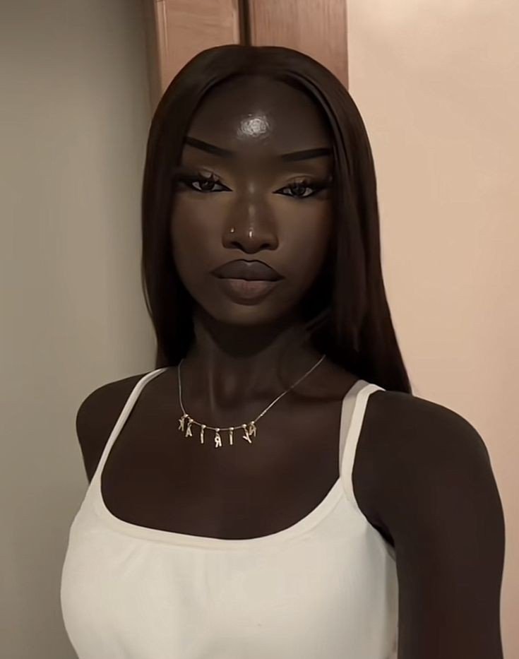 OliviaGrack9k's tweet photo. What makes you feel beautiful? ✨ https://t.co/LnQ0tXTnbe