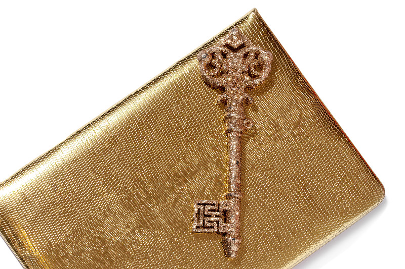 Shinta92267857's tweet photo. [We must use the key to募使钥 open the treasure chest full of hopes!] https://t.co/gzVjFoMeod
