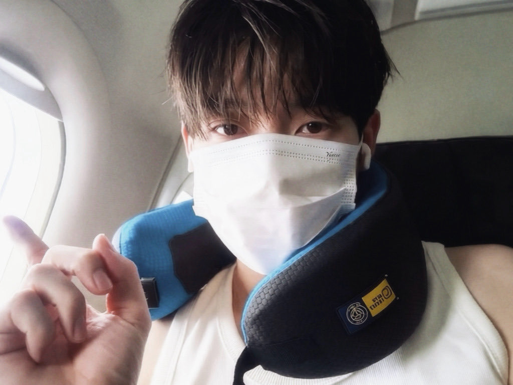 starlight_Sik's tweet photo. The Paris lights are on, and the journey has begun. A new city looks good on Kim Yoonsik. ✧₍^˶- ˕ -˵^₎✧

WELCOME KIM YOON SIK TO PARIS

#YOONSIKPFWSS27
#KIMYOONSIKINPARIS https://t.co/lsNM3xkBwo