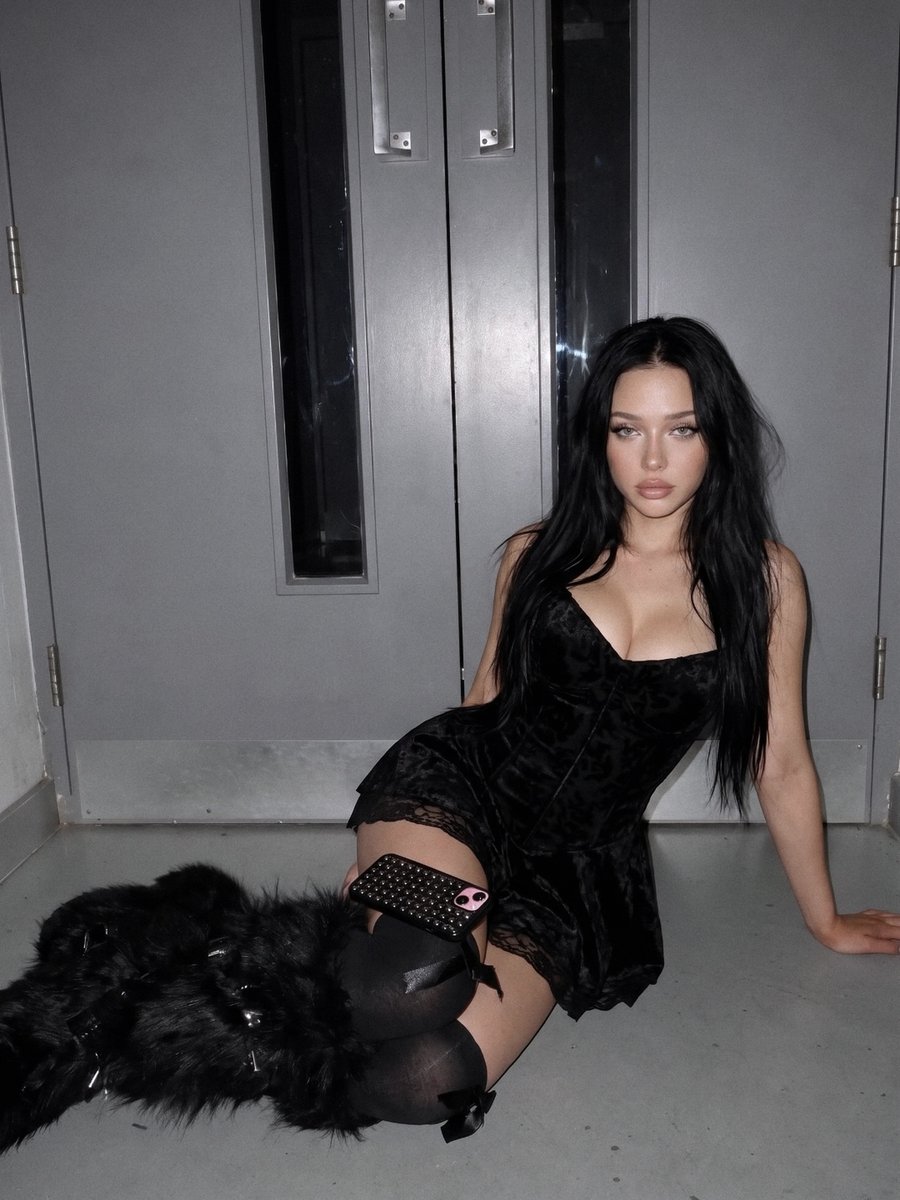 dorinavell's tweet photo. 🖤more of my life here
https://t.co/pvSciht4ZU https://t.co/pA3xOJngM0