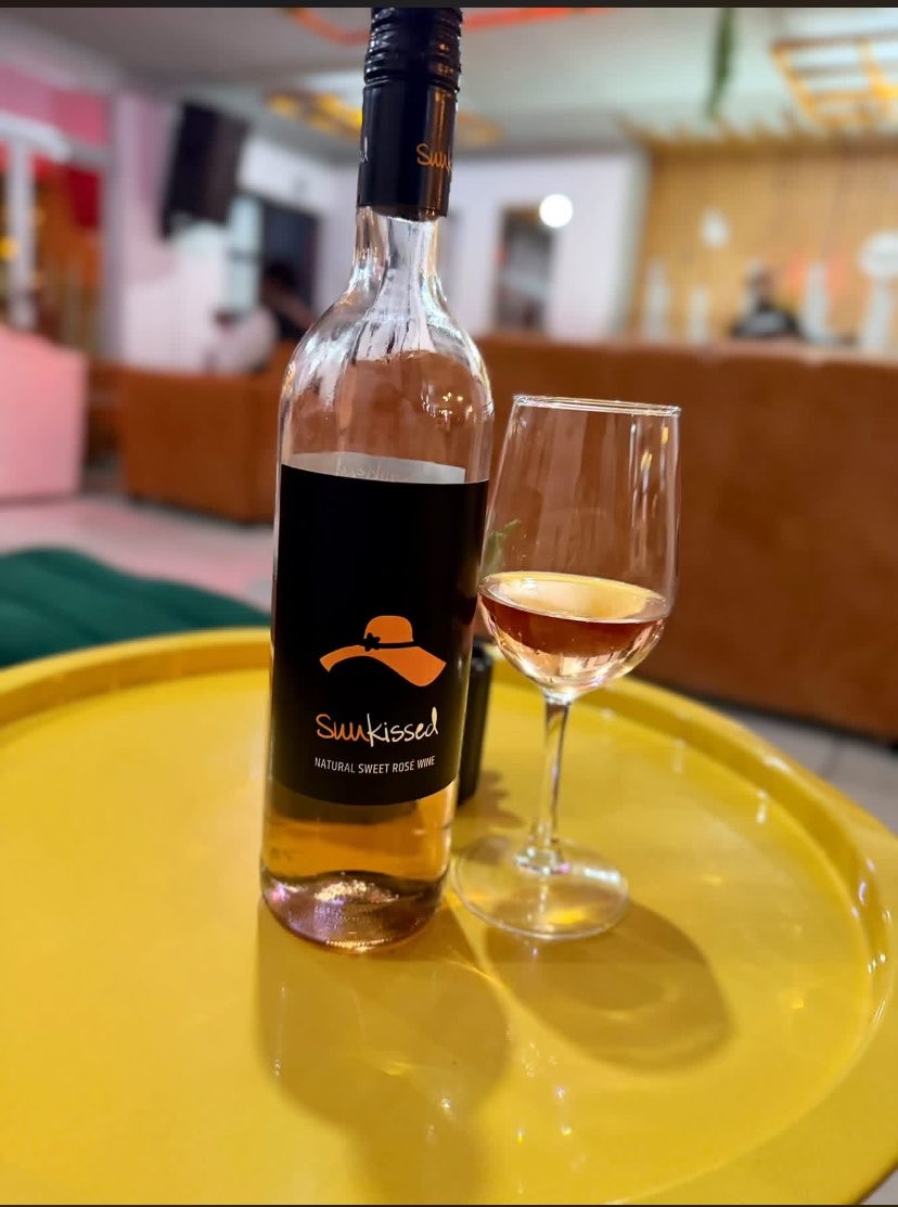 NaksLounge's tweet photo. Don’t you just wanna wine down the hardships of this week? 

It’s only midweek… but a little wine and good vibes can keep things going 

Come wine down with us at Naks Lounge🥂 https://t.co/sEWwUFmzxK