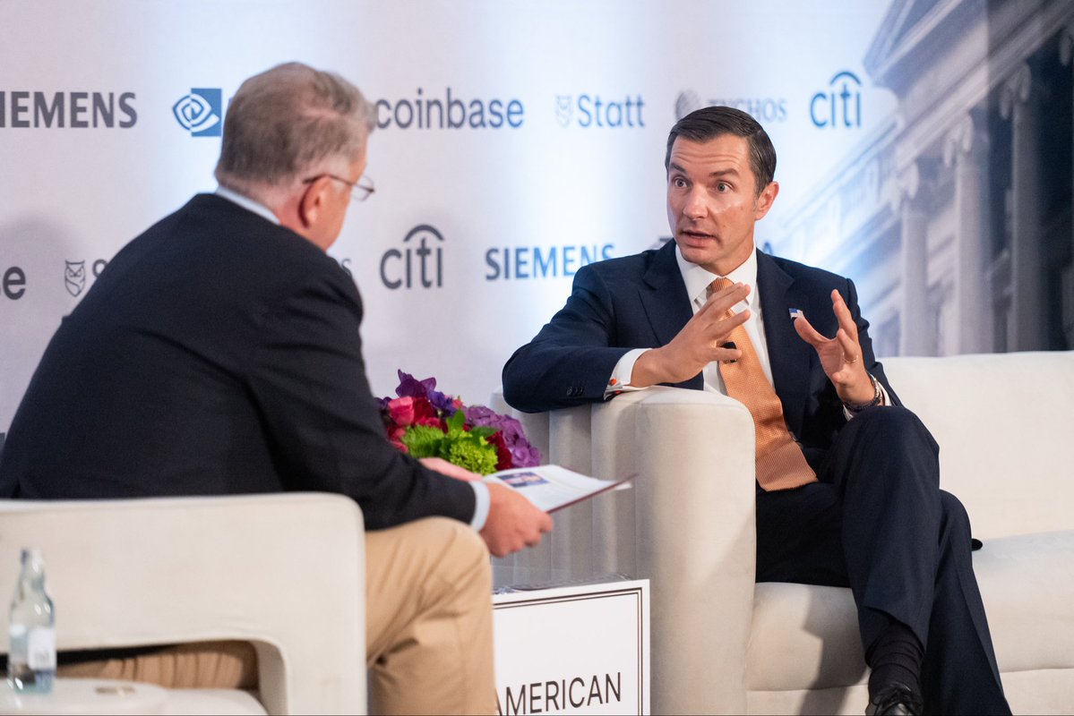 EximBankUS's tweet photo. At the American Growth Summit, Chairman @JJovanovicUSA sat down with @TheNatlInterest’s @SCClemons to discuss how EXIM can strengthen U.S. competitiveness and help American companies win around the world. 🇺🇸 https://t.co/gdXI8zwnLb