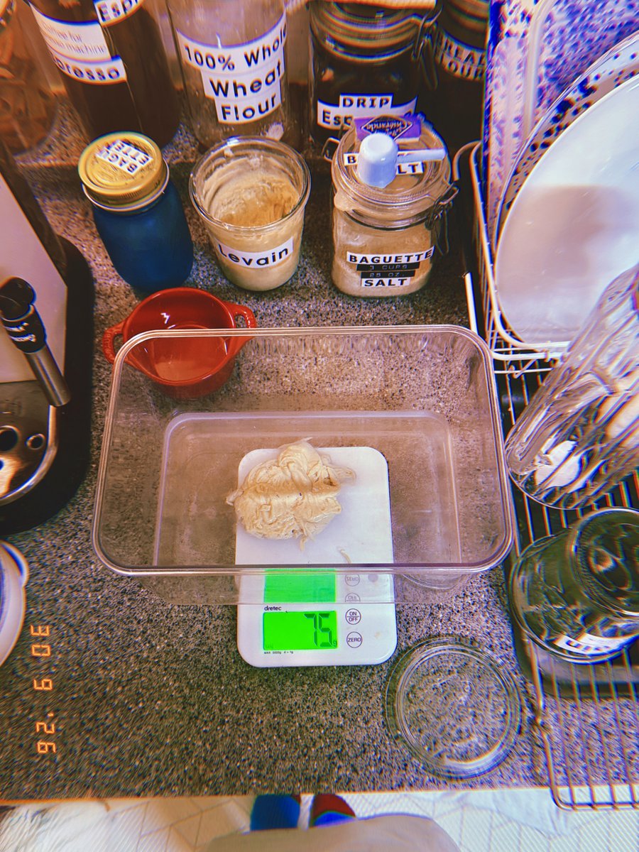 drewstar___'s tweet photo. 9월 마지막 날 #사워도우 #발효시작 ☾18 #bulkfermentation
#Sourdough =1,152g
#hydration =77.456%
#folding x2
Flour 621g
Water 456g
Levain 75g (whole wheat 100%/ 50% hydration)
Salt 13g
W30Sep2026 #Sep30 #Wednesday #ThelastdayofSeptember https://t.co/qQ8oyMXRoo