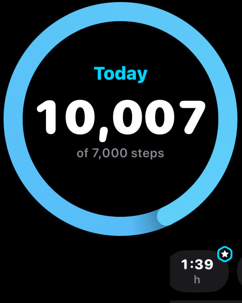 ilovesuamore's tweet photo. Bro probably already burned off the cals, why is he still walking 😭 https://t.co/EMdRrXEgqH