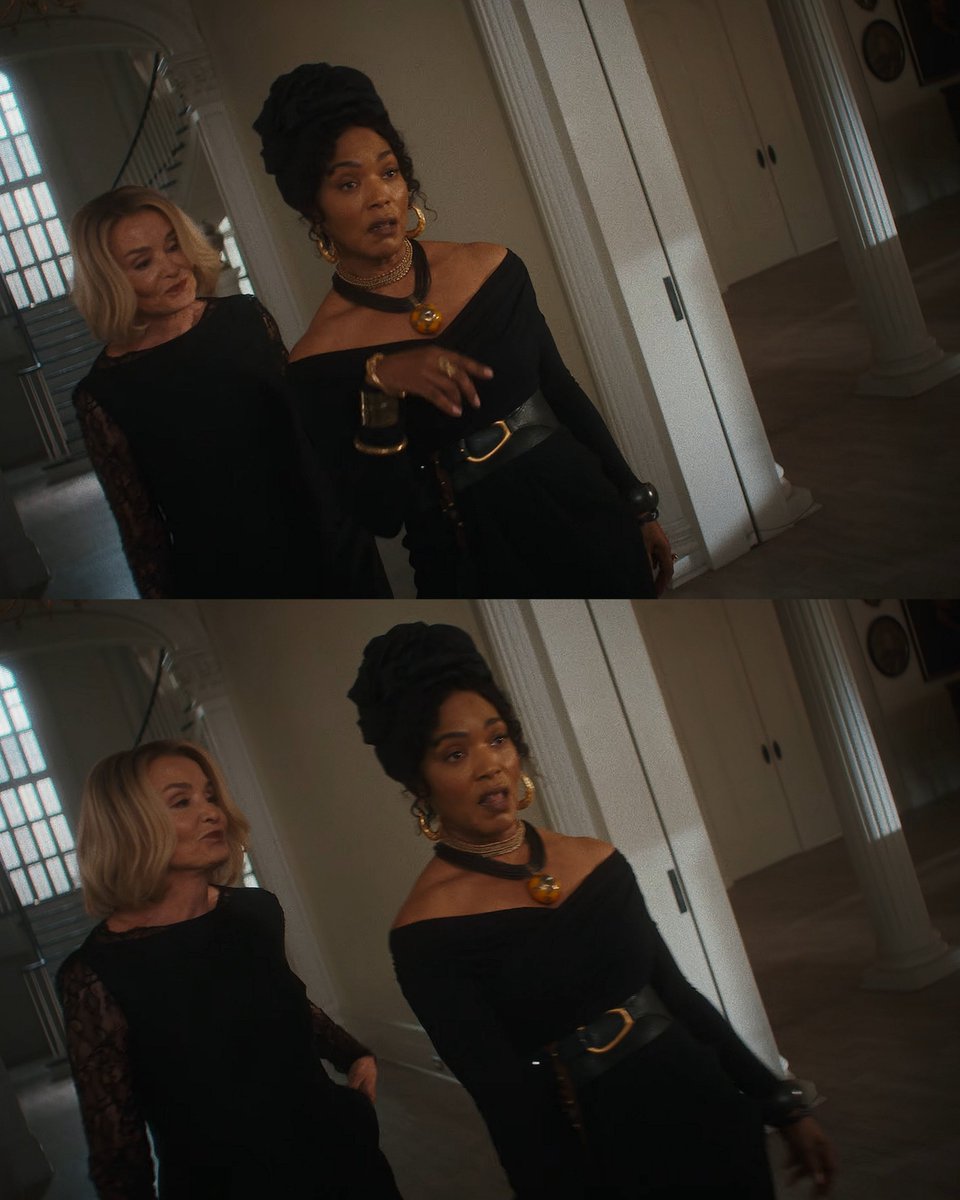 screenscaps's tweet photo. Não sei se estou vivendo ou só esperando o reencontro delas.

#AHSCoven (2013) x #AHS13 (2026) https://t.co/QRLP5tUNOl