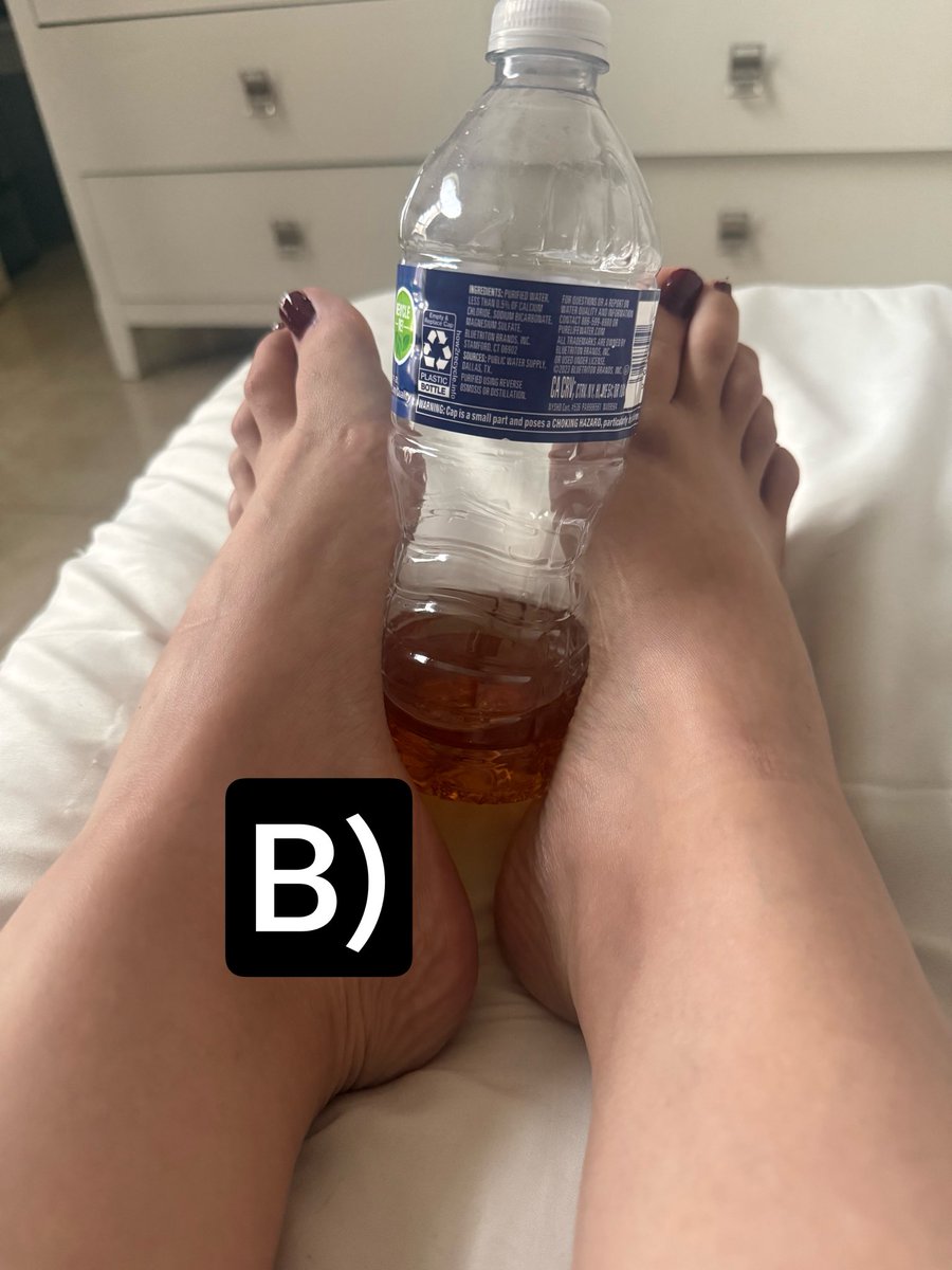 Romispleasure's tweet photo. A or B? https://t.co/JsLYp1gWXA
