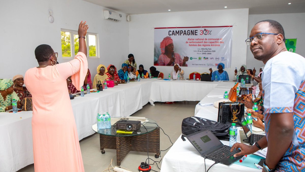 OxfamAuSenegal's tweet photo. 3e jour atelier de connexion et de renforcement des capacités des femmes, au menu:
Les techniques de recherche et d'accès à l'information;
Les stratégies de relais d'informations et d'alerte via les canaux à leur portée
Les techniques de récit et de témoignages
#30pourelle #FADL https://t.co/Yw142RWQnH