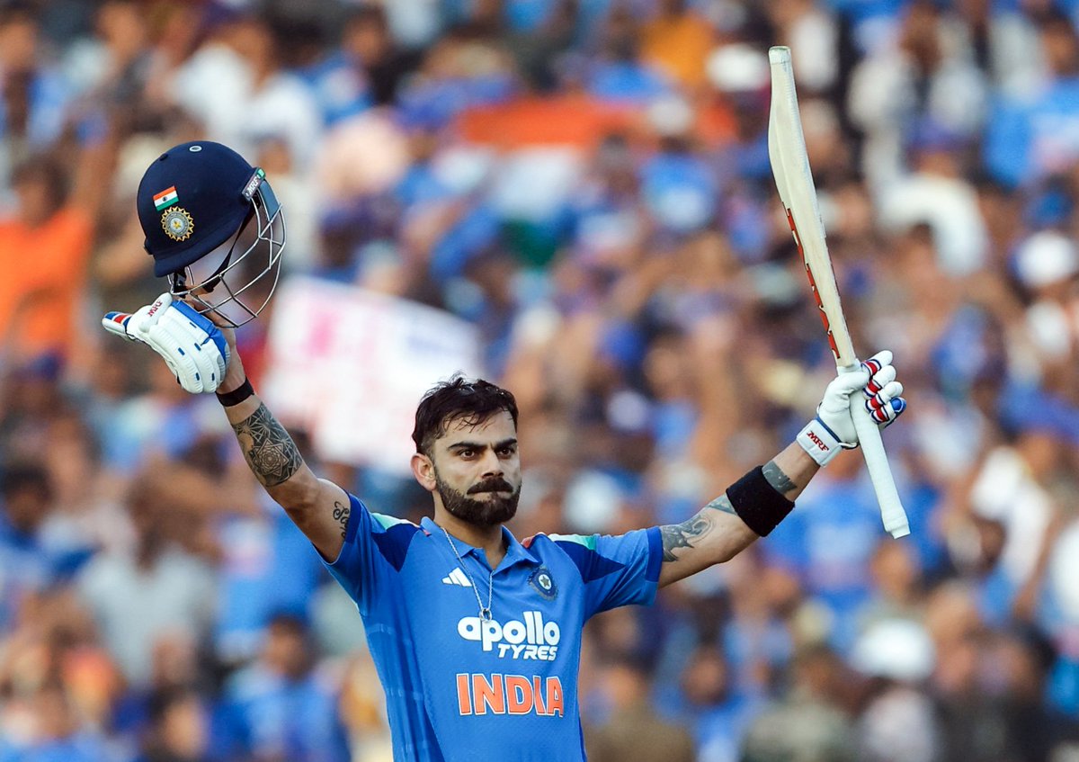 alphax18i's tweet photo. Rohit Sharma in CWC19 got dropped 4 times under 10 runs &amp; still statpadded 3 centuries Now getting dropped on 84 &amp; gifted 3 no balls. There is absolutely ZERO comparison between a batsman who survives on luck and the ultimate GOAT Virat Kohli. https://t.co/30RmToPHEh