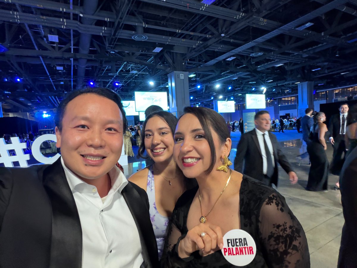 tripyangstrat's tweet photo. Earlier this month, TYS CEO Trip Yang and Senior Director of Political Strategy Liliana Flanigan attended the @CHCI Leadership Conference, meeting with leaders across different sectors and communities to discuss the future and importance of Latino leadership #CHCI #CHCIHHM https://t.co/O71dYjYtBb