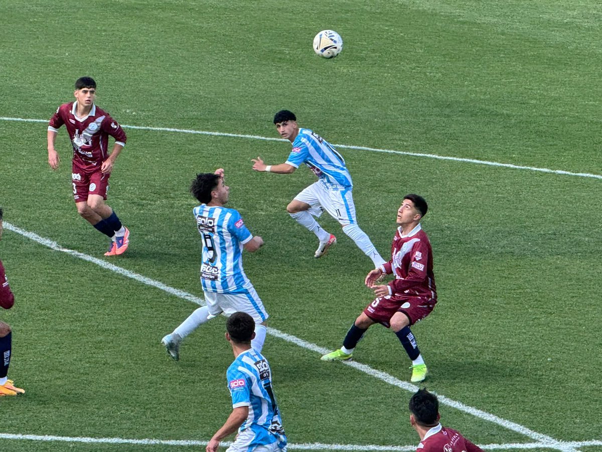SABADOGOL's tweet photo. #TerceraB
Final PT
DEP. MERLO 0 ARGENTINO DE MERLO 0. https://t.co/Y8toeMvljz