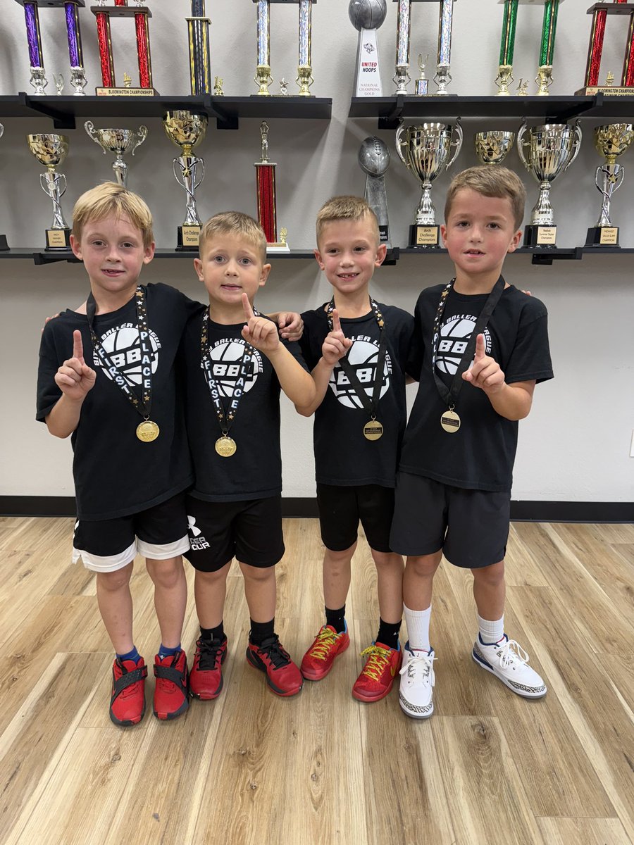 the_bsportsplex's tweet photo. ⛹🏼‍♀️⛹🏼‍♂️ ANOTHER BITTY BALLER SESSION IN THE BOOKS!

Congratulations to our championship squads:

COLLEGE DIVISION
🥇 Mambas
🥈 Blue

NBA DIVISION
🥇 Gym Rats
🥈 Orange

👏 Great job to all of our Bitty Ballers, coaches, and families for another awesome session!

#BeTheBridge https://t.co/GiT80NtdFr