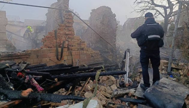 victoriaslog's tweet photo. The women russians killed today in Kyiv were 96, 70, and 46 years old.

Three generations 💔 https://t.co/OUr1WStb71