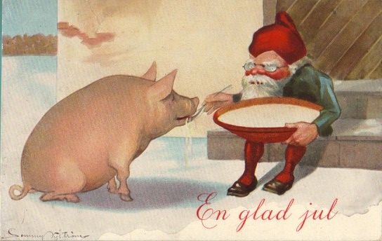 weird_christmas's tweet photo. This is exactly why they stopped letting gnomes innovate after the Turnip Incident of '03. https://t.co/qWT0lw7m8r