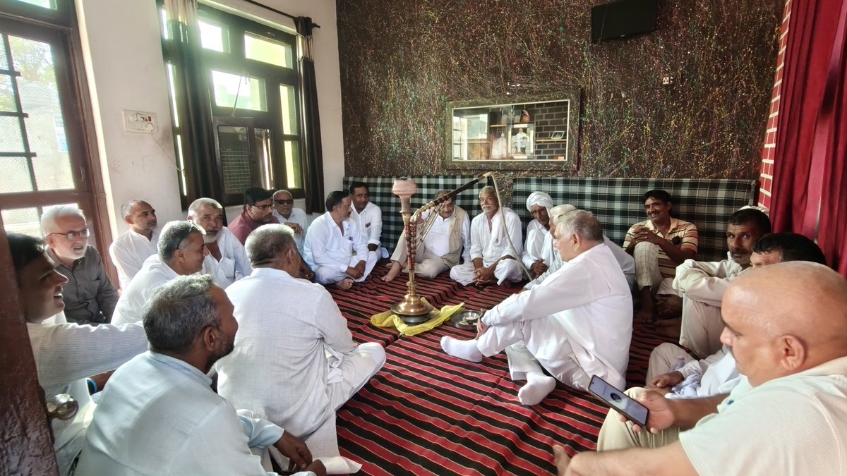 ChBirenderSingh's tweet photo. आज जींद व उचाना क्षेत्र में अपने साथियों के यहाँ सामाजिक जिम्मेवारियों के निर्वहन के लिए पहुँचा। https://t.co/3f8aH7I6XH
