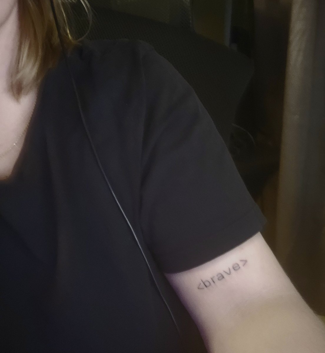 sseaworn's tweet photo. my new tattoo is peeking  out from under my sleeve so nicelyyyy now all i need to do is build some colt seavers worthy biceps to really do it justice https://t.co/ghq9O8ZqHI