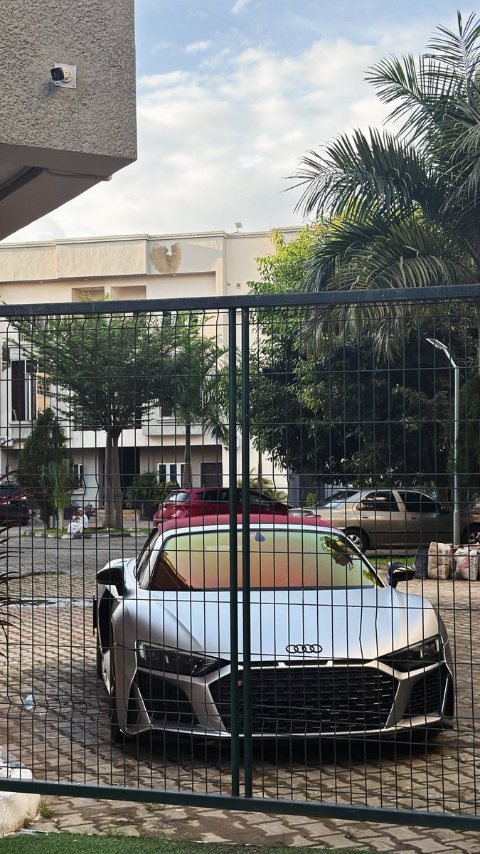 ahmedxm01's tweet photo. Over $1M in pure trading capital. 

I don’t want to motivate anyone today. https://t.co/74GXqRlGua