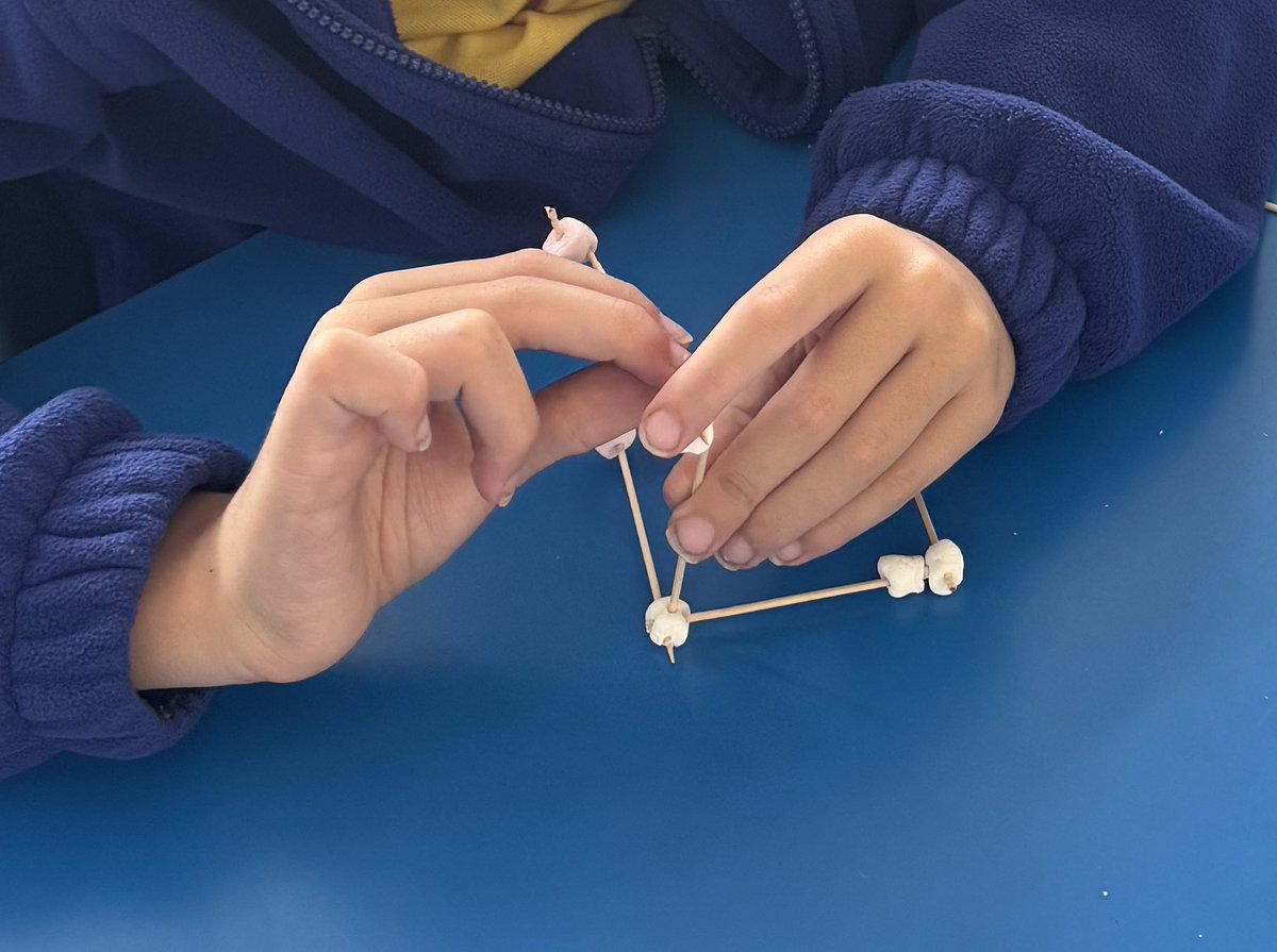 ButtonLane_'s tweet photo. 4B have been looking at building pavilions in DT. They did this using coctail sticks and mini marshmallows. We discussed which shapes are strongest and the children experimented then to help with their designs next week. https://t.co/9qRETbweIS