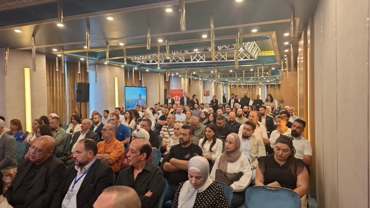 Squdah's tweet photo. شاركت في ورشة العمل المشتركة التي جمعت شركات السياحة الأردنية والسورية، والتي نظّمتها هيئة تنشيط السياحة الأردنية في العاصمة دمشق، في إطار تعزيز التعاون الثنائي السياحي بين البلدين الشقيقين، وتوحيد الجهود بهدف تقديم الأردن وسوريا كوجهة سياحية واحدة.  الورشة خطوة مهمة نحو تكامل حقيقي في القطاع السياحي، بين الأردن وسوريا.

#الاردن #سوريا