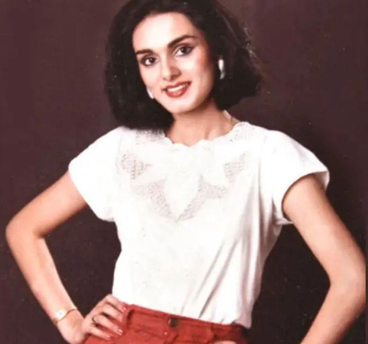 TheRubric_Medic's tweet photo. 1986: Neerja Bhanot, 22, stayed on a hijacked plane so hundreds could get off. She did not.

2026: Capt. Smit Machchhar, stabbed in the cockpit, still fought to keep a jet from going down

Same instinct,Different decades 🇮🇳 https://t.co/HW4IwBmlCu