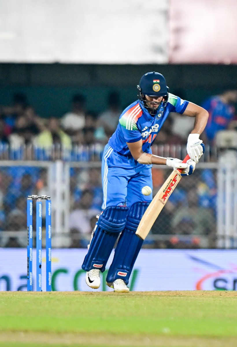 Indsamachar's tweet photo. India vs West Indies, 2nd ODI | India 406/2(43.3) beat West Indies 405-7(50) at Barsapara Cricket Stadium, Guwahati. https://t.co/KmadpJkct2