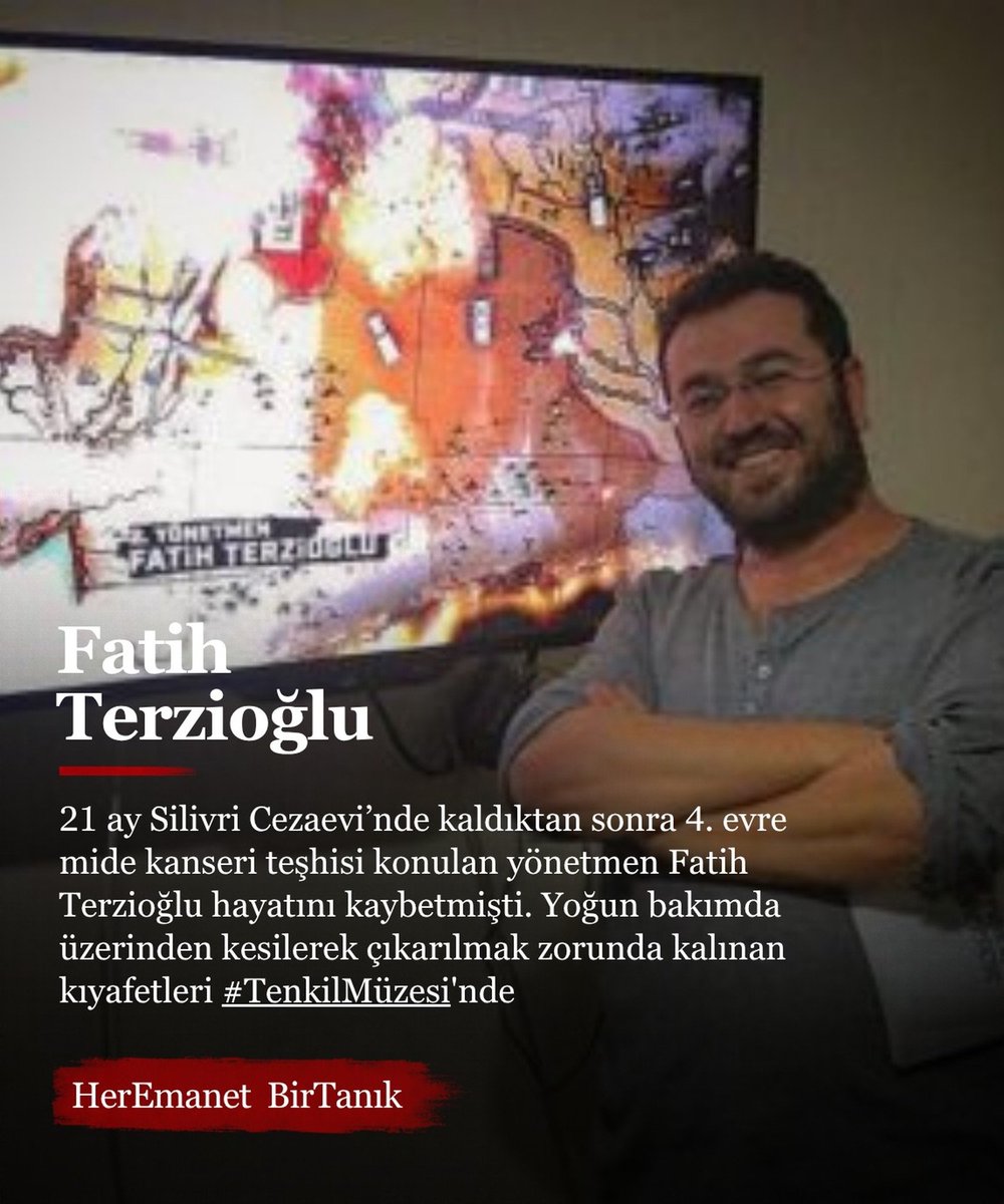 KalemlikKu79230's tweet photo. Fatih Terzioğlu

21 Ay Silivri CİK'te kaldıktan sonra 4. evre mide kanseri teşhisi konulan yönetmen Terzioğlu hayatını kaybetmişti.
 Yoğun bakımda üzerinden kesilerek çıkarılmak zorunda kalınan kıyafetleri #TenkilMüzesi'nde.

#Unutmadık #Unutmayacağız 

HerEmanet BirTanık https://t.co/wBvfyMCch7