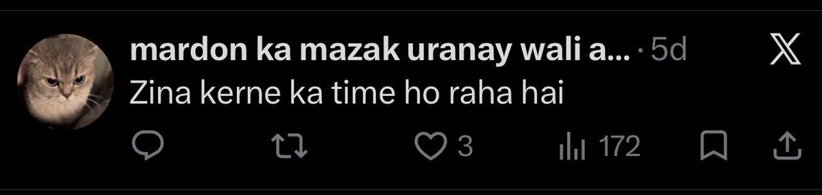 AhadT7's tweet photo. @gharikisui Why are pakistani women so unoriginal https://t.co/l5DrFiYM9Y