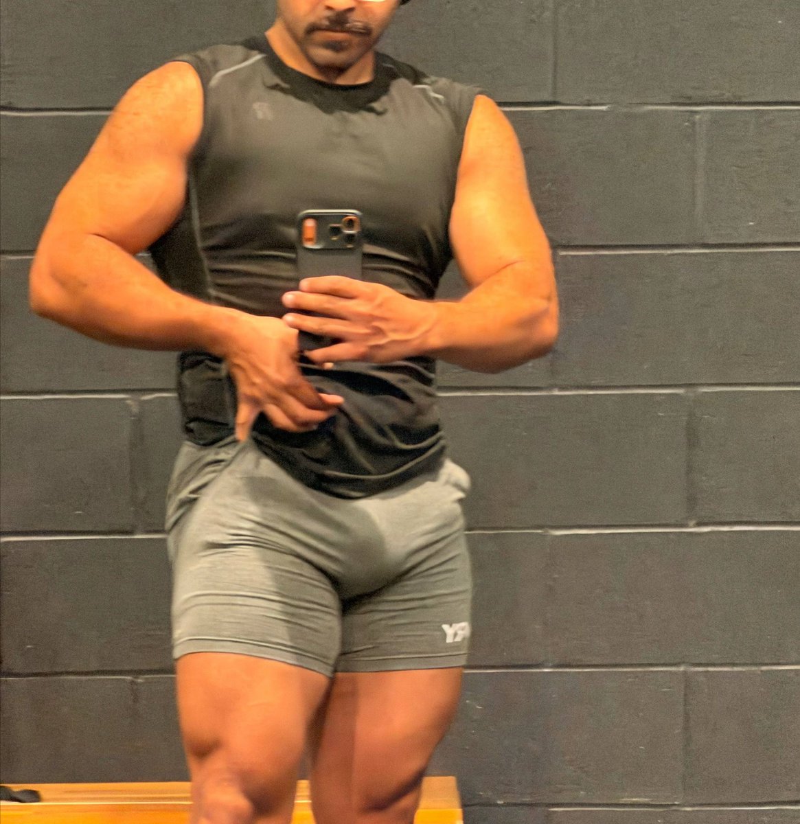 SoftDomMatt's tweet photo. I need someone to sponsor my gym gains https://t.co/3G2sVy9WVL