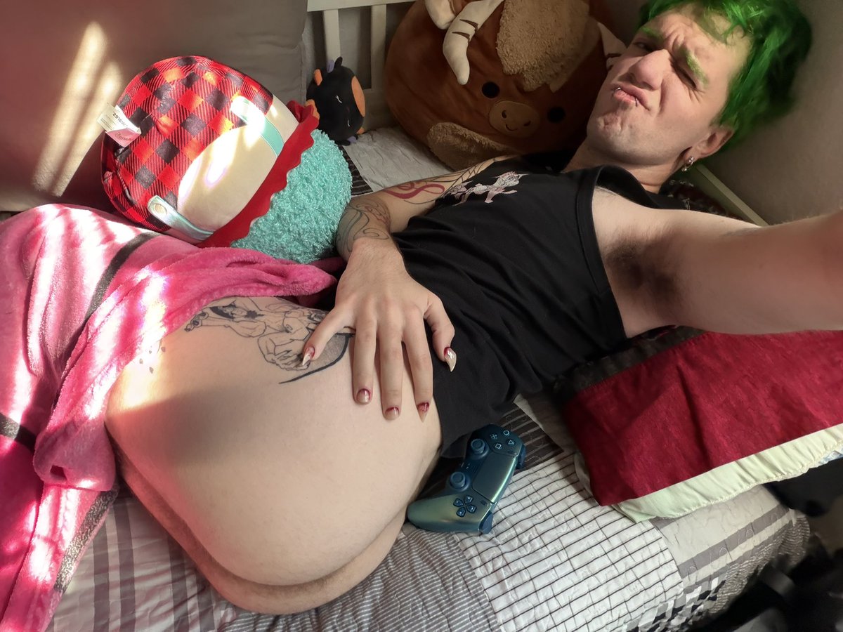 lowkeydisturbed's tweet photo. Good morning!!! https://t.co/6JB0KZ4BT4
