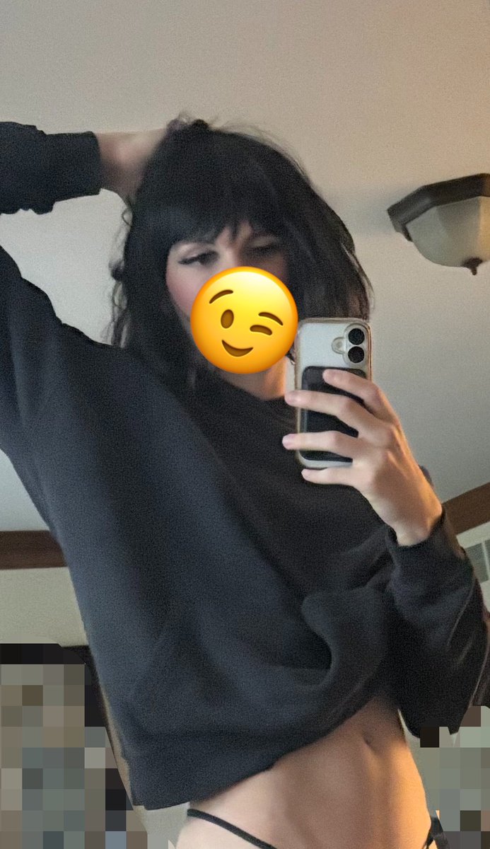 Prettiebj89's tweet photo. A lil something for the new ppl 😉 #femboy #twink #femboystyle #fyp https://t.co/YVsGG5GneJ