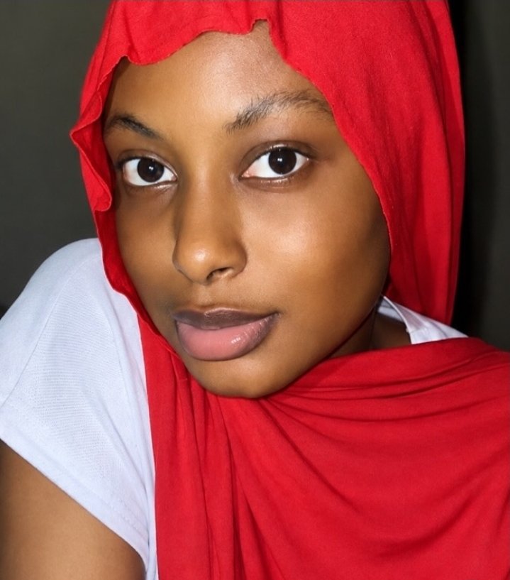 Mamee0vc's tweet photo. Wallahi I'm seriously in need of a husband even if he is poor😭😫💔 https://t.co/5LPp44o59r