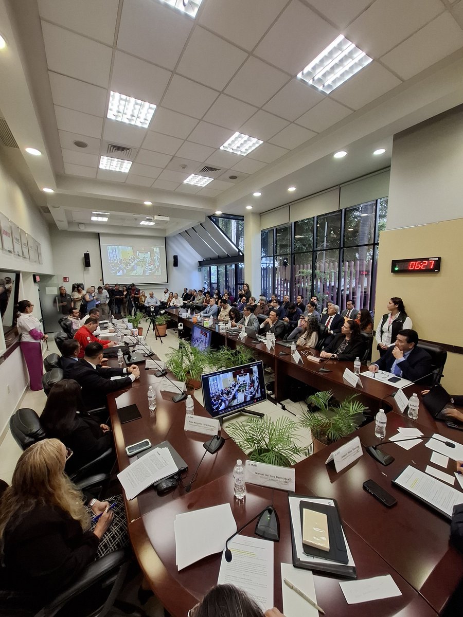 INEJALISCO's tweet photo. Se instala el Consejo Local del INE en Jalisco. “Nuestra historia democrática nos ha enseñado que las elecciones libres no son una concesión del poder, sino un logro ciudadano consolidado a lo largo de décadas de exigencia y participación. Joaquín Rubio https://t.co/bjHVIUnd5o