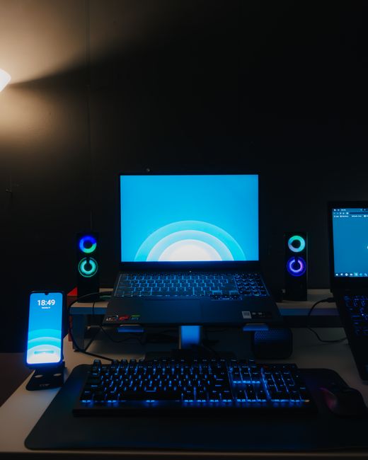 AnthoExCalho0n5's tweet photo. to leave feeling completely take over completely. You’ll refreshed Your shawn beuse💻 https://t.co/LFSO9YaiOM