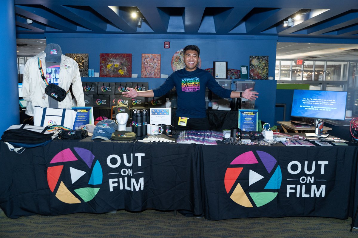 OutonFilm's tweet photo. โจ Take #OOF39 home with you! Shop official Out On Film merch at Landmark Midtown Art Cinemaโwindbreakers, T-shirts, hats, mugs & more. ๐๐
Visit us at the fest to shop!
#OOF39 #OutOnFilm #TheWorldWereMaking https://t.co/8h7Rhvt0NR