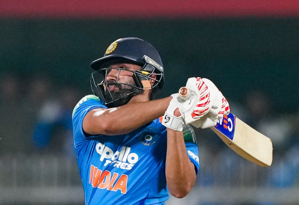 Indsamachar's tweet photo. 𝟏𝟐,𝟎𝟎𝟎 𝐎𝐃𝐈 𝐑𝐔𝐍𝐒!

Rohit Sharma reaches the 12,000-run milestone in ODI cricket, with another memorable chapter added to his legendary career! 

#RohitSharma #INDvsWI #TeamIndia https://t.co/OPK2TpgYZN