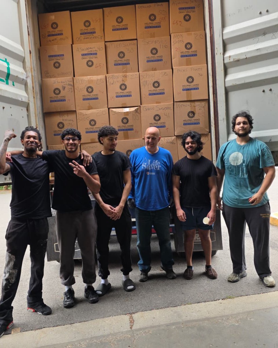 HelpingHandUSA's tweet photo. Our 6th container of the year is loaded! 📦💙 

Thanks to an incredible group of volunteers, it was packed in just over an hour. Every box brings support closer to families in need. Help us fill the next one ✨

HHRD InKindGifts HumanitarianAid https://t.co/OxSylhCDz4