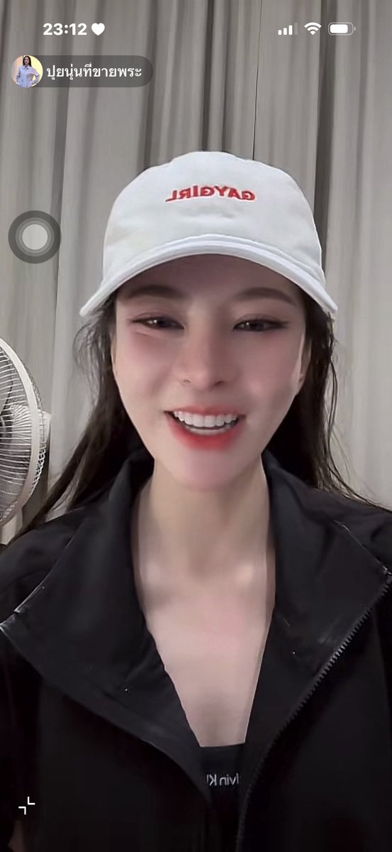 NukNik1919's tweet photo. หมวกใบนี้ใส่แล้วหล่อจังเลย 🧢🧢 หล่อจริงนะนี่ไม่ได้โกหก😉😉 หรือเป็นที่คนใส่Waaaaaa😚😚😚

#Puinoonwrsr https://t.co/EP1re9IcEj