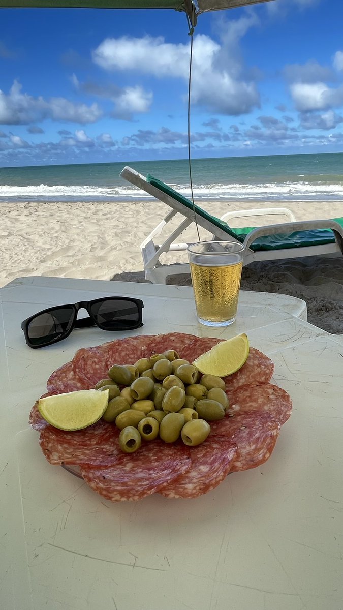 Jardell_bc's tweet photo. Fim de férias 😎 https://t.co/bhZatdPbni