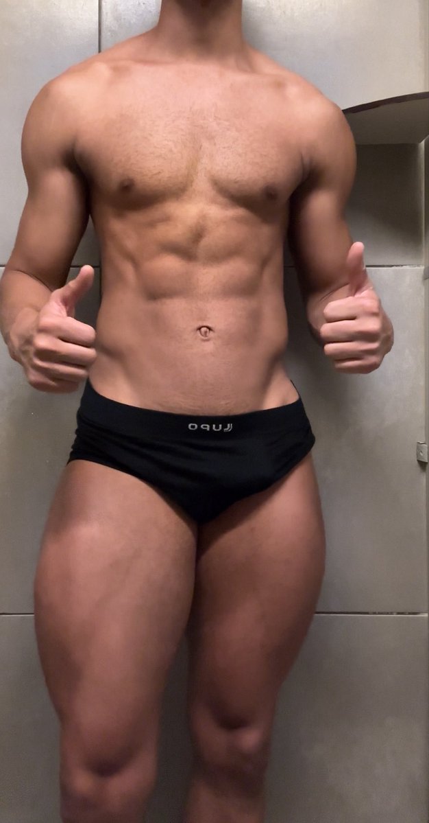 Marcelinho9879's tweet photo. Tudo dando errado, mas graças a Deus o shape segue em dia❤️‍🔥 https://t.co/N2yZh0FLlO