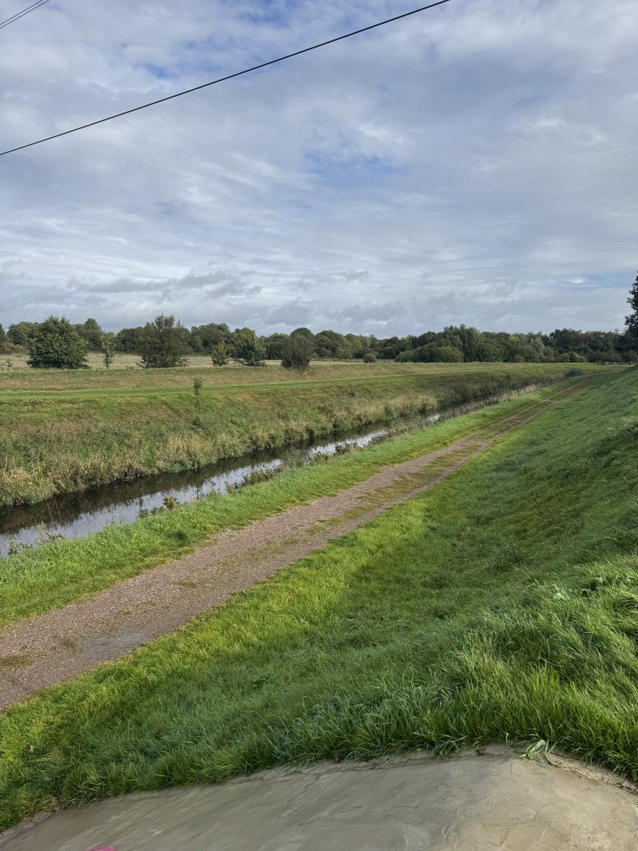 ButtonLane_'s tweet photo. River Banks, River Bed, Meanders, Floodplains we saw it all. https://t.co/3YZ49Pnjyr