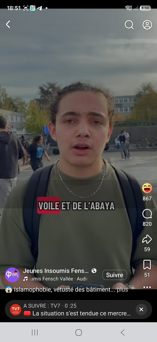 EntrecoteC's tweet photo. Les voilà les revendications des lycéens  et jeunesinsoumis :
🐖Autoriser le port du voile et abaya
🐖Autoriser le portable en classe 
🐖Climatisation 
🐖Ne pas sanctionner les fautes d'orthographe https://t.co/ZfPbicaAYC