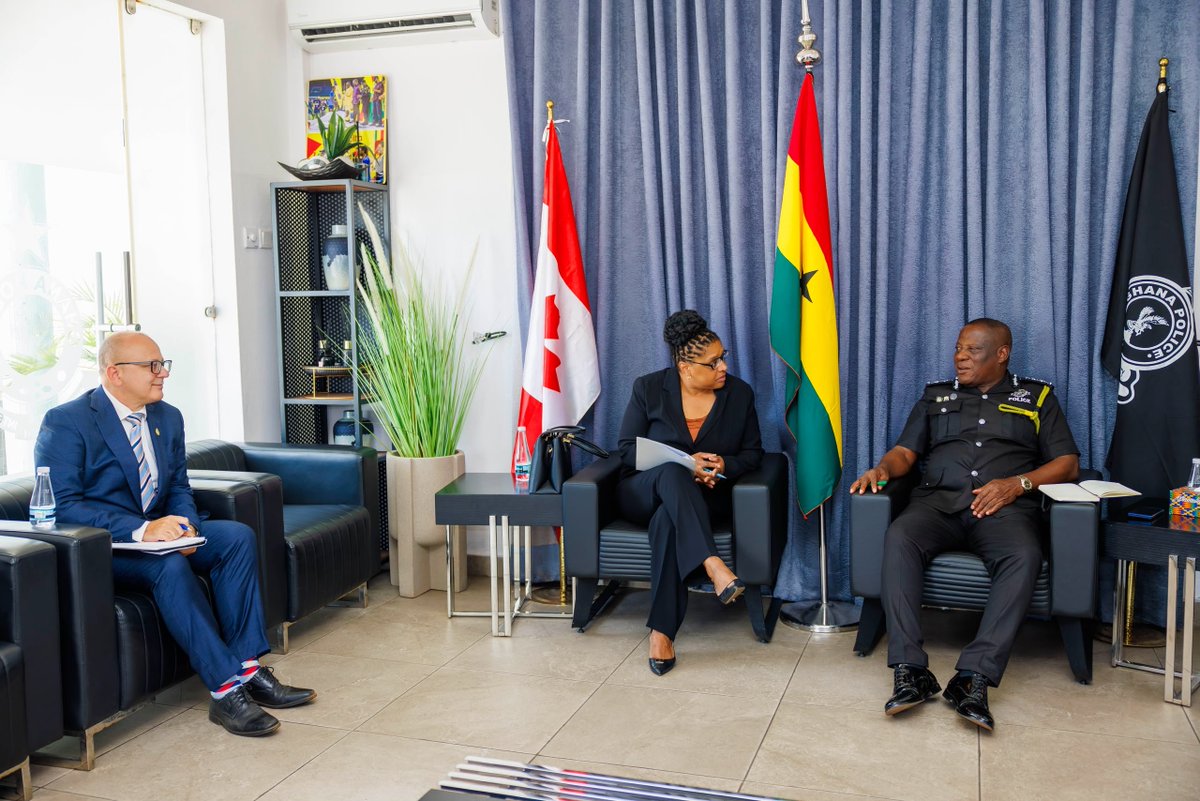 GhPoliceService's tweet photo. #PHOTOSTORY📷H.E. MYRIAM MONTRAT, HIGH COMMISSIONER OF CANADA TO GHANA, TOGETHER WITH MR. ROBERT LIDSTONE OF THE CANADA BORDER SERVICES AGENCY (CBSA), PAID A COURTESY CALL ON THE INSPECTOR-GENERAL OF POLICE, MR. CHRISTIAN TETTEH YOHUNO, AT THE NATIONAL POLICE HEADQUARTERS, ACCRA https://t.co/9fIjZd5UH8