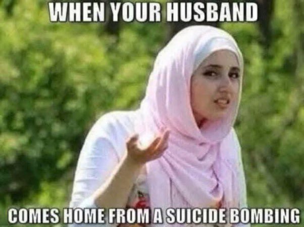 therealvots's tweet photo. @TRobinsonNewEra Damn... you know Mahmood is gonna be in trouble when he gets home. https://t.co/r8SyJIkn1c