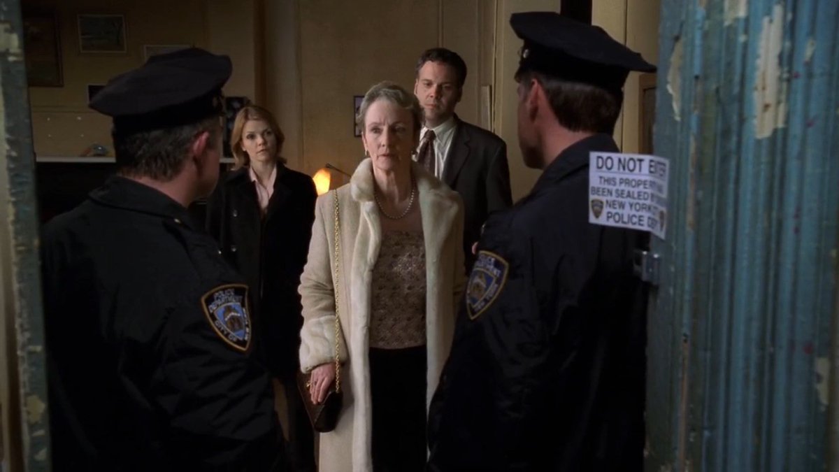 25YearsAgoLive's tweet photo. A new crime television show, ‘Law &amp; Order: Criminal Intent’, premieres on NBC. https://t.co/yT1HdClZ3f